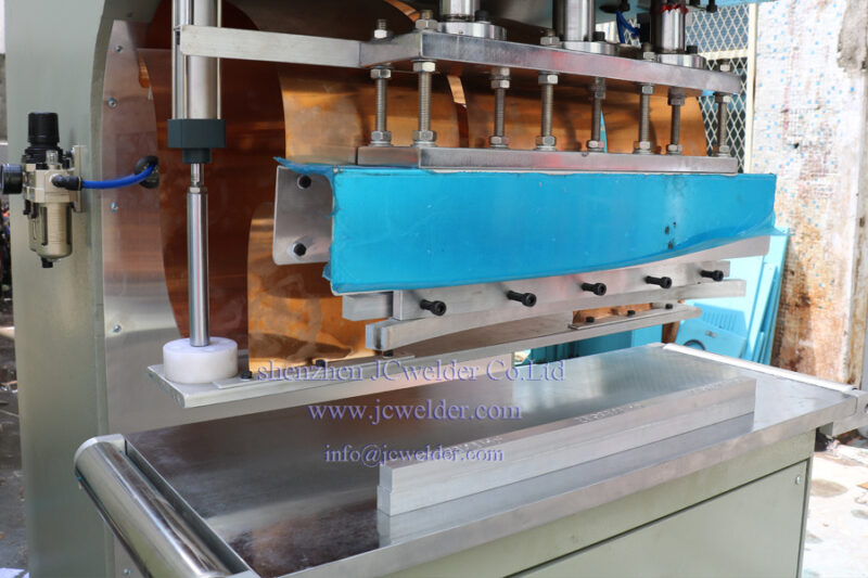 Aluminum straight mould